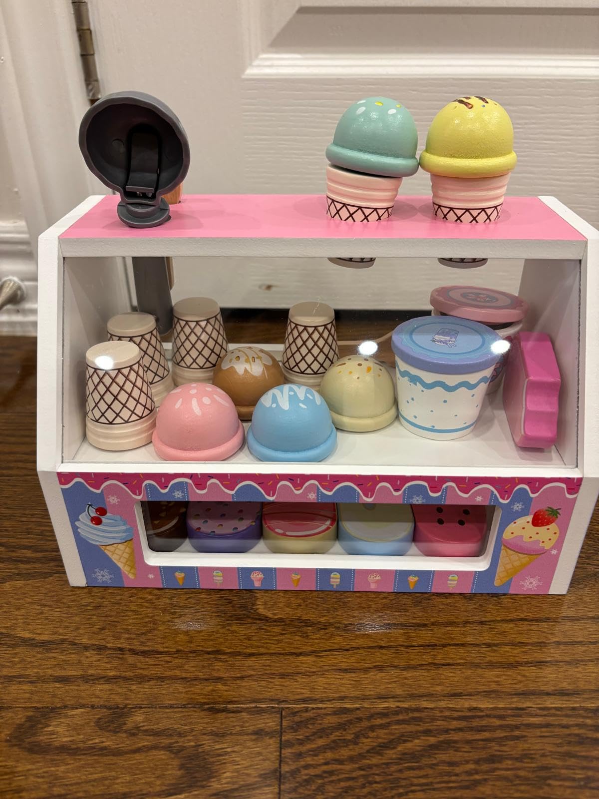 Wooden Ice Cream Shop Playset (3Y+)